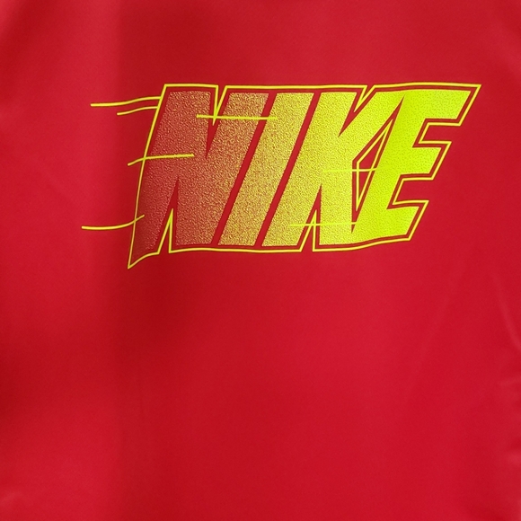 Red and neon yellow nike t shirt - Picture 2 of 3